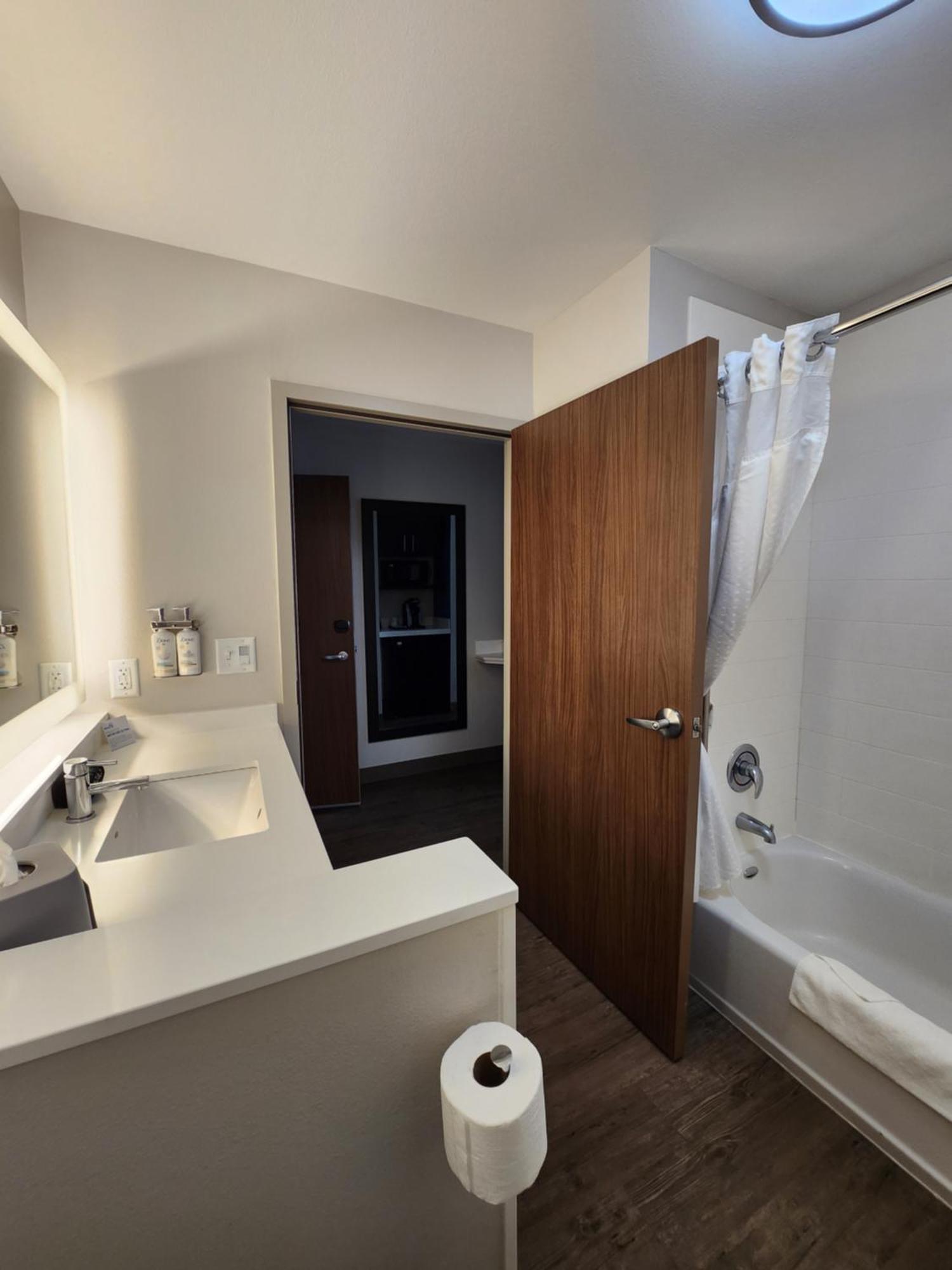 Holiday Inn Express & Suites - Camas By Ihg Zewnętrze zdjęcie